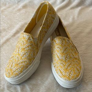 Keds Women's Yellow Floral Sneakers